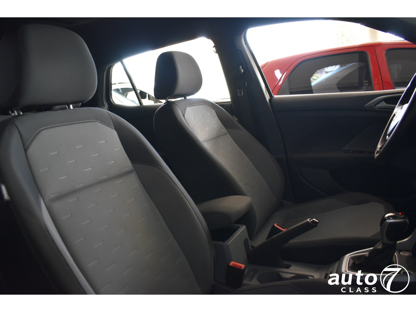 VOLKSWAGEN T-CROSS - Foto 8