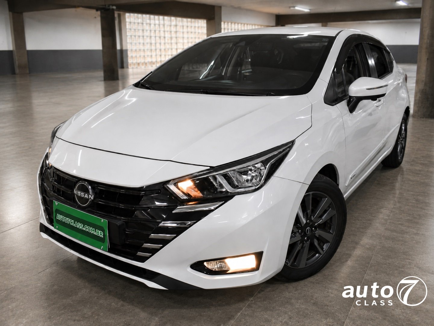 NISSAN VERSA 1.6 16V FLEX ADVANCE XTRONIC Branco - Auto7 Class