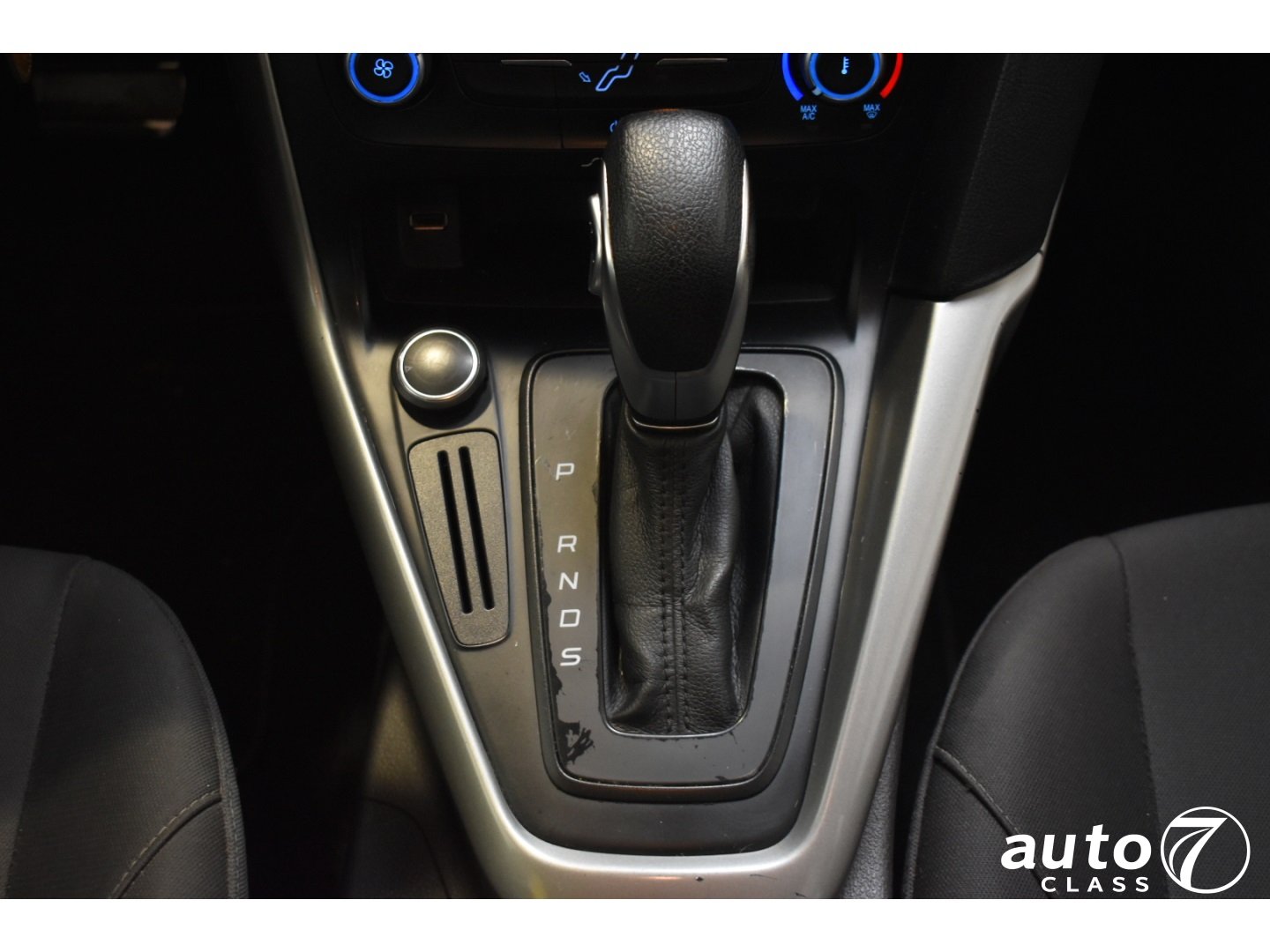 FORD FOCUS - Foto 8