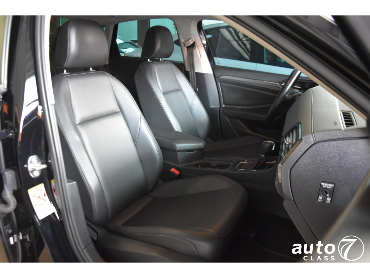 VOLKSWAGEN JETTA - Foto 5