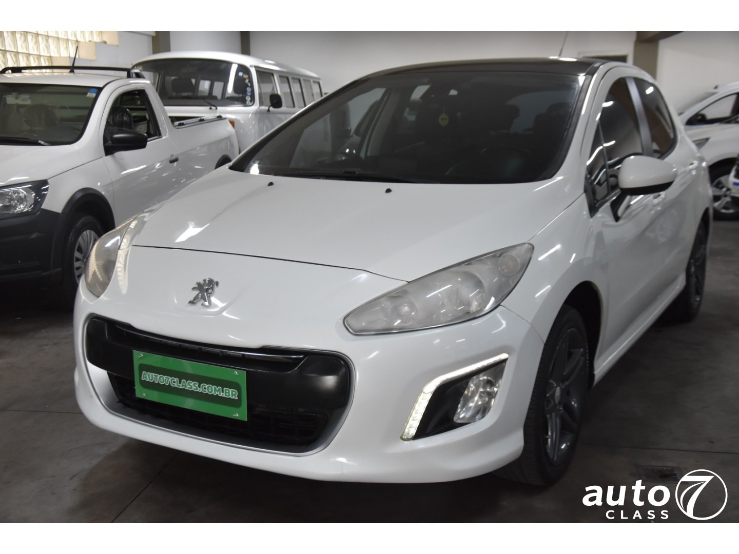 PEUGEOT 308 - Auto7 Class