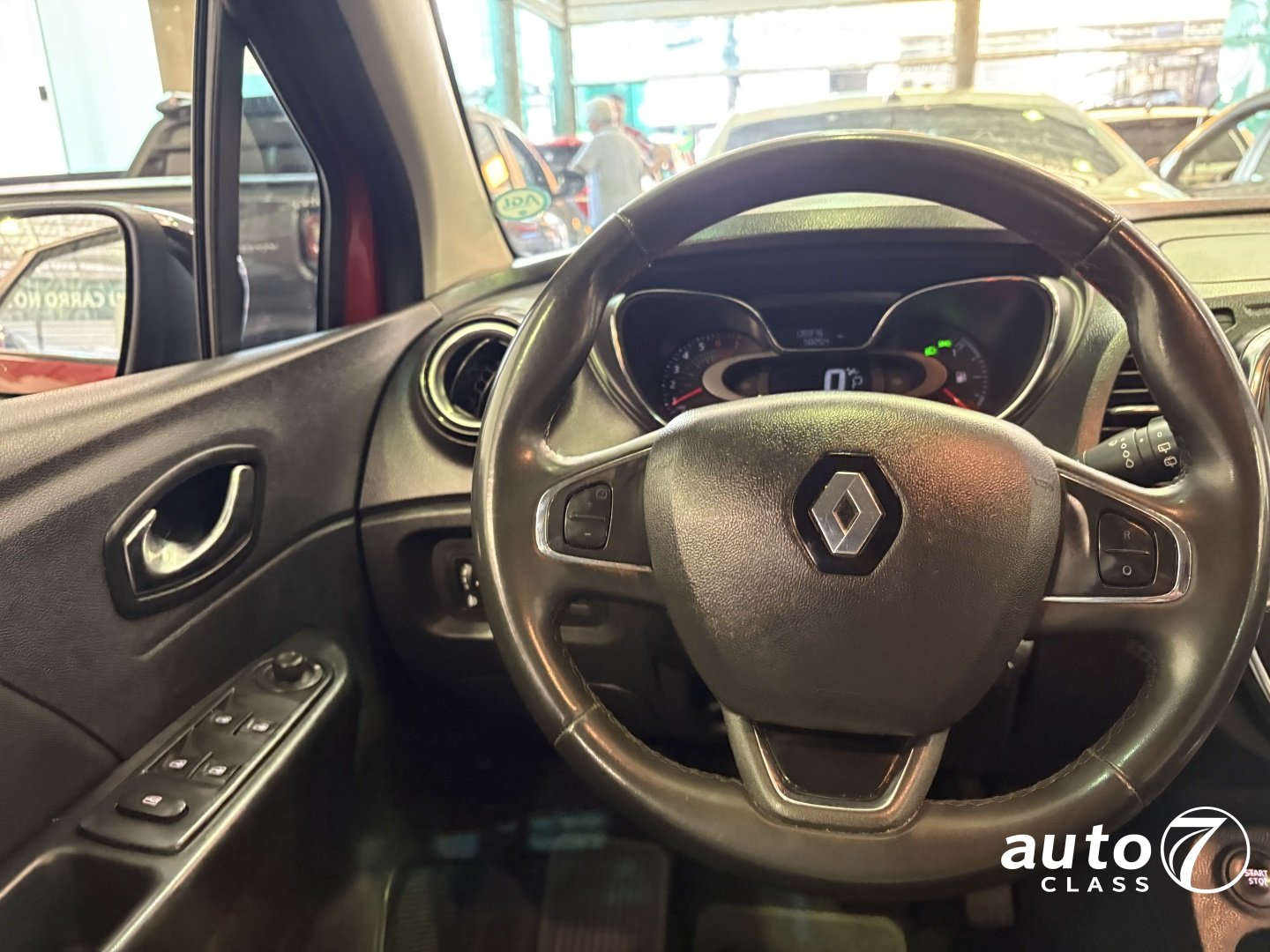 RENAULT CAPTUR - Foto 10
